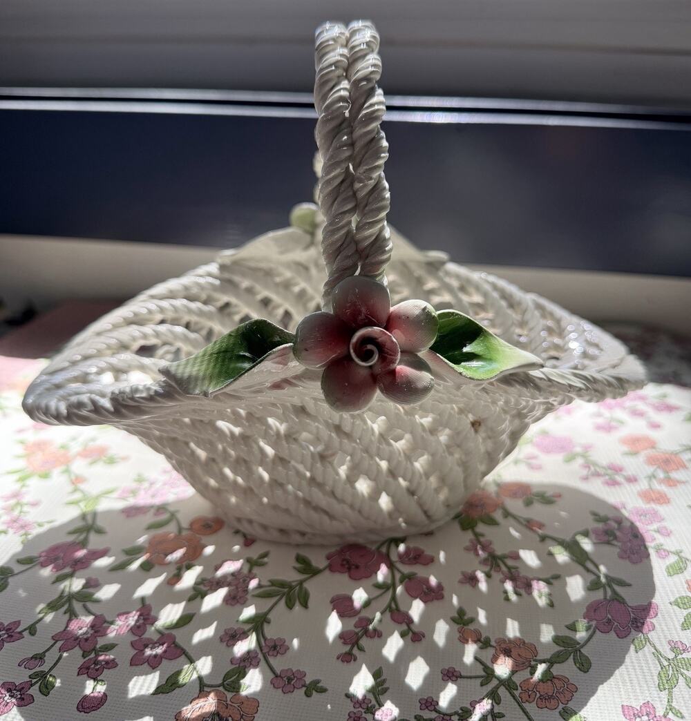 Vintage Lanzarin Italy Ceramic Woven Basket Pink Flowers